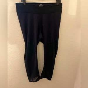 Black XL Nike Dri-Fit Athletic Capri Leggings